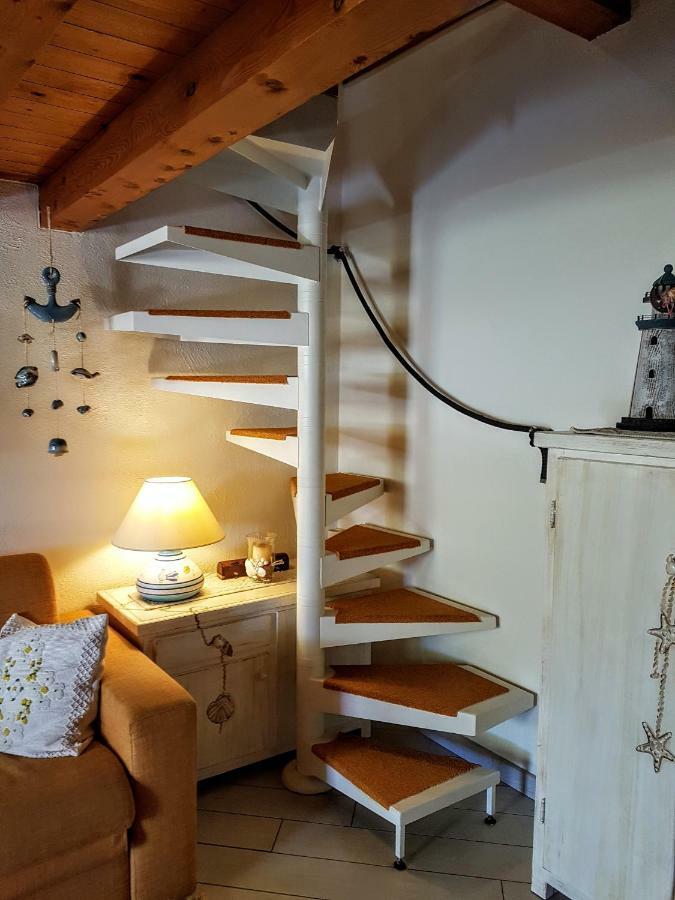 La Casa Di Chris Lägenhet Golfo Aranci Exteriör bild