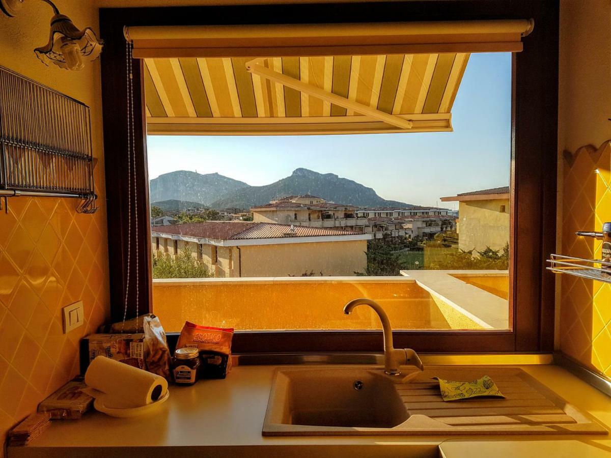 La Casa Di Chris Lägenhet Golfo Aranci Exteriör bild