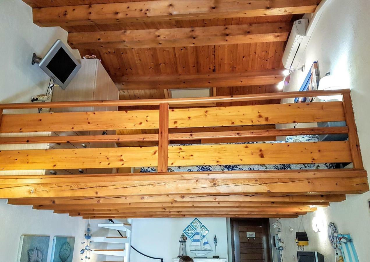 La Casa Di Chris Lägenhet Golfo Aranci Exteriör bild