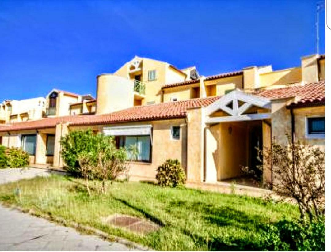La Casa Di Chris Lägenhet Golfo Aranci Exteriör bild